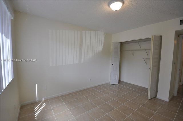 9250 W Atlantic Blvd 916, Coral Springs, FL 33071