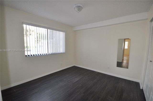 9250 W Atlantic Blvd 916, Coral Springs, FL 33071