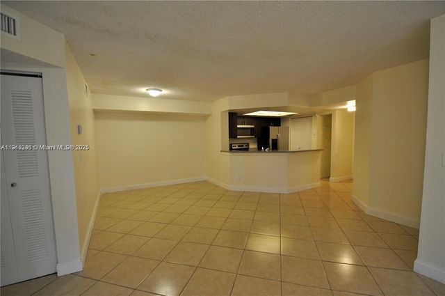 9250 W Atlantic Blvd 916, Coral Springs, FL 33071