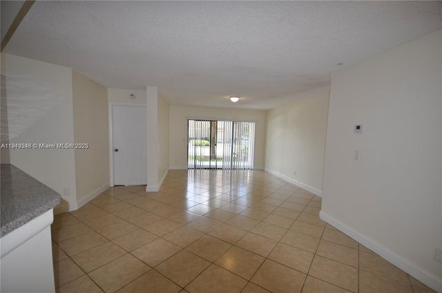9250 W Atlantic Blvd 916, Coral Springs, FL 33071