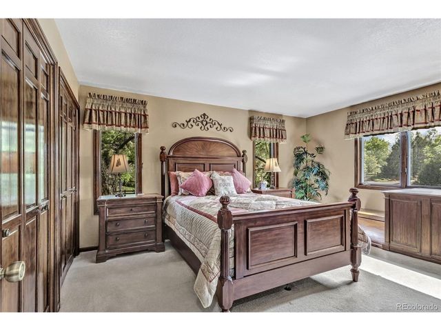 11480 W Bear Creek Dr, Lakewood, CO 80227