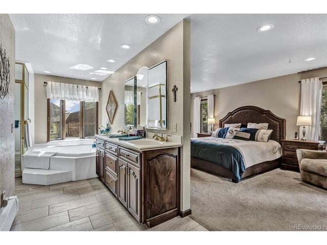 11480 W Bear Creek Dr, Lakewood, CO 80227