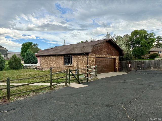 11480 W Bear Creek Dr, Lakewood, CO 80227