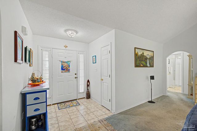 7654 Manatee St, Navarre, FL 32566