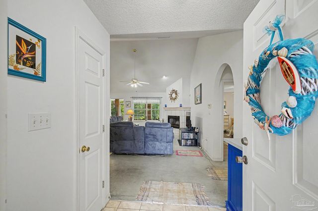 7654 Manatee St, Navarre, FL 32566