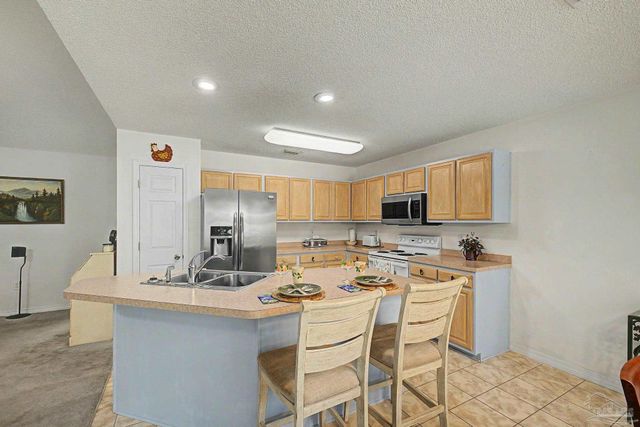 7654 Manatee St, Navarre, FL 32566