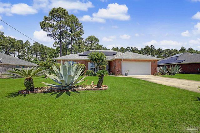 7654 Manatee St, Navarre, FL 32566