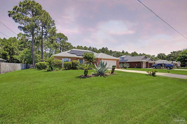 7654 Manatee St, Navarre, FL 32566