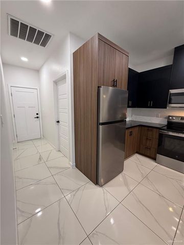 1513 W B Street, Mission, TX 78572