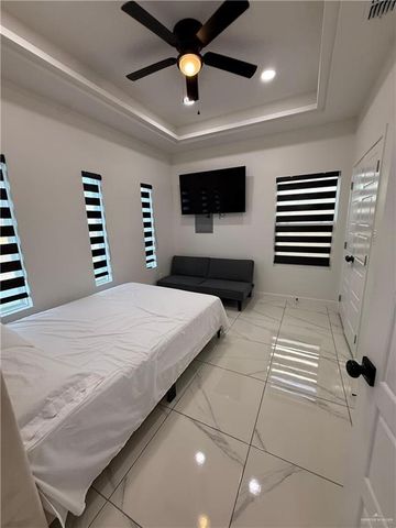 1513 W B Street, Mission, TX 78572