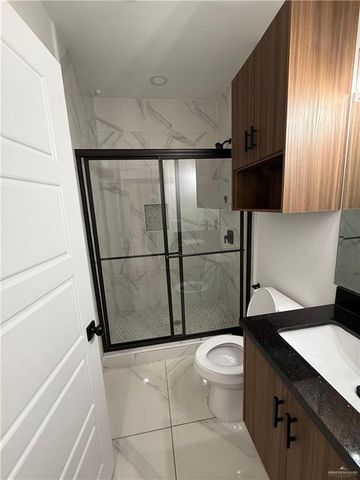 1513 W B Street, Mission, TX 78572