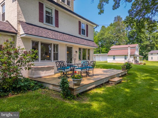 1034 - 1040 TWIN COUNTY RD, Honey Brook, PA 19344