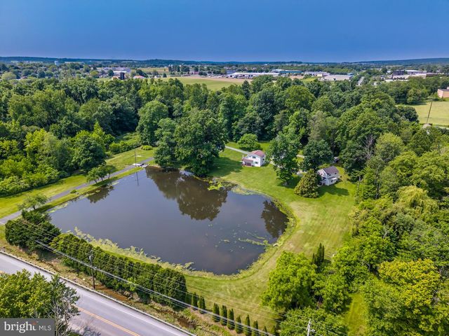 1034 - 1040 TWIN COUNTY RD, Honey Brook, PA 19344