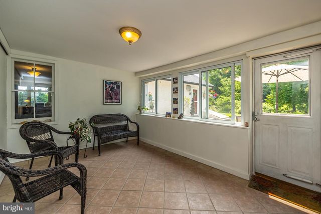 1034 - 1040 TWIN COUNTY RD, Honey Brook, PA 19344