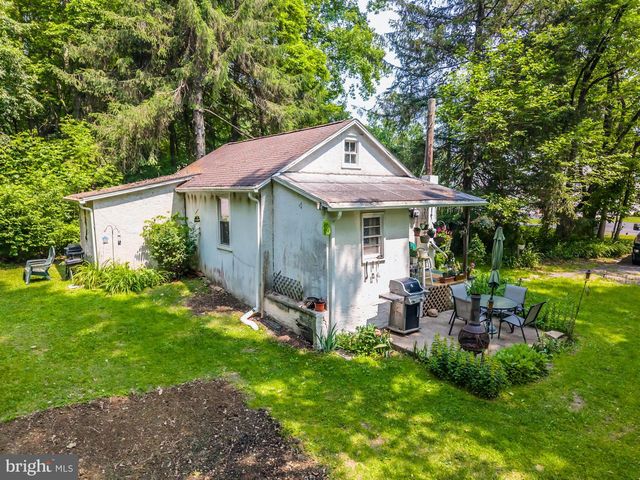 1034 - 1040 TWIN COUNTY RD, Honey Brook, PA 19344