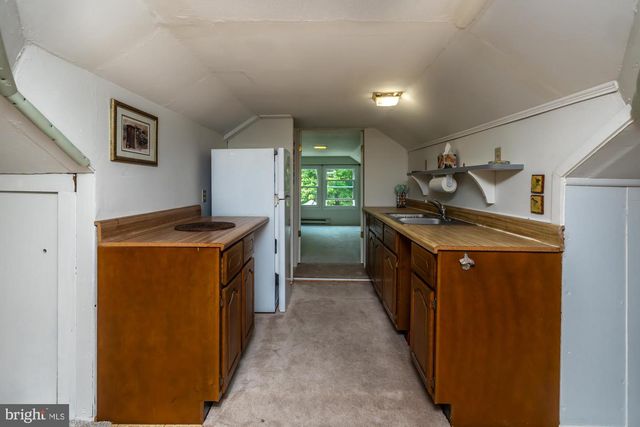 1034 - 1040 TWIN COUNTY RD, Honey Brook, PA 19344