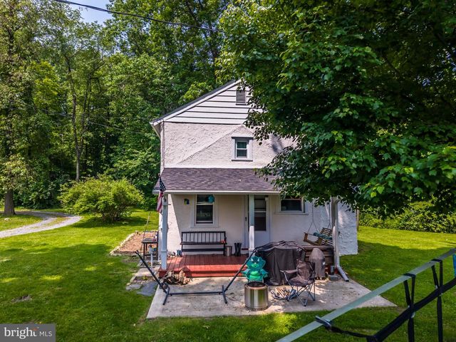 1034 - 1040 TWIN COUNTY RD, Honey Brook, PA 19344