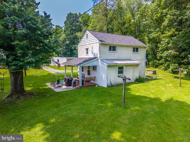 1034 - 1040 TWIN COUNTY RD, Honey Brook, PA 19344