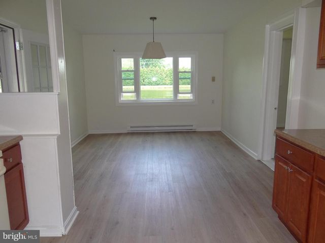 1034 - 1040 TWIN COUNTY RD, Honey Brook, PA 19344