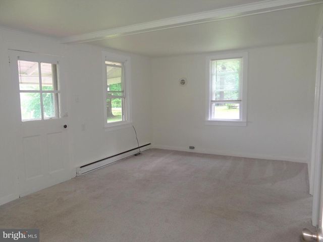 1034 - 1040 TWIN COUNTY RD, Honey Brook, PA 19344