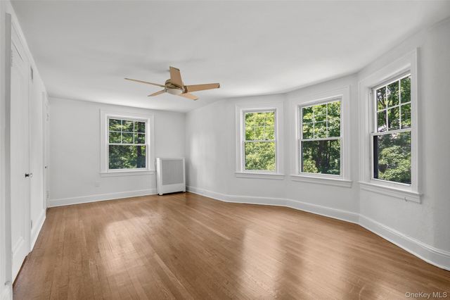 121 Walworth Avenue, Scarsdale, NY 10583