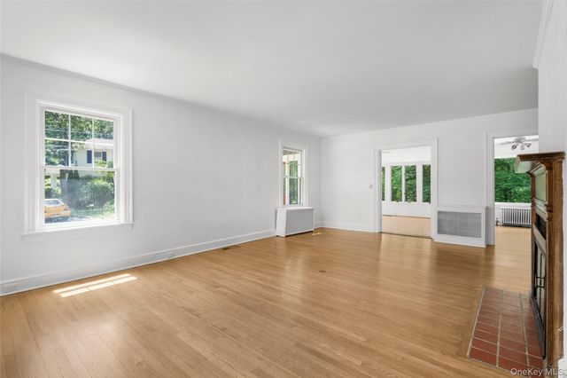 121 Walworth Avenue, Scarsdale, NY 10583