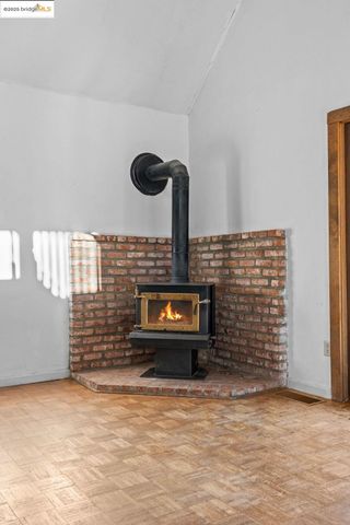 20734 Hemlock St, Groveland, CA 95370