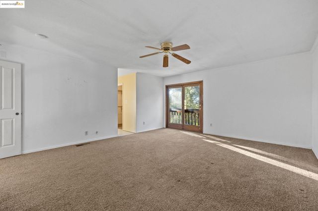 20734 Hemlock St, Groveland, CA 95370