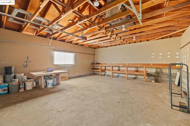 20734 Hemlock St, Groveland, CA 95370