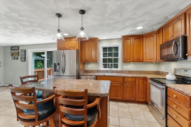 29 Junction Cirlce, Attleboro, MA 02703