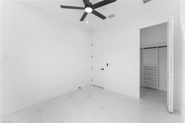 3414 W Gator CIR, Cape Coral, FL 33909