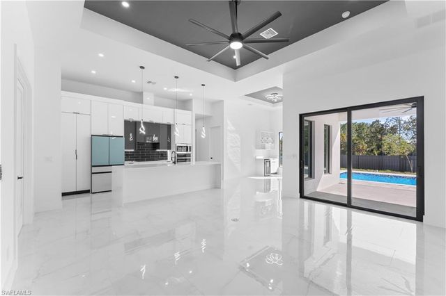 3414 W Gator CIR, Cape Coral, FL 33909