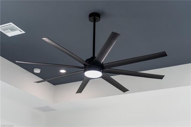 3414 W Gator CIR, Cape Coral, FL 33909