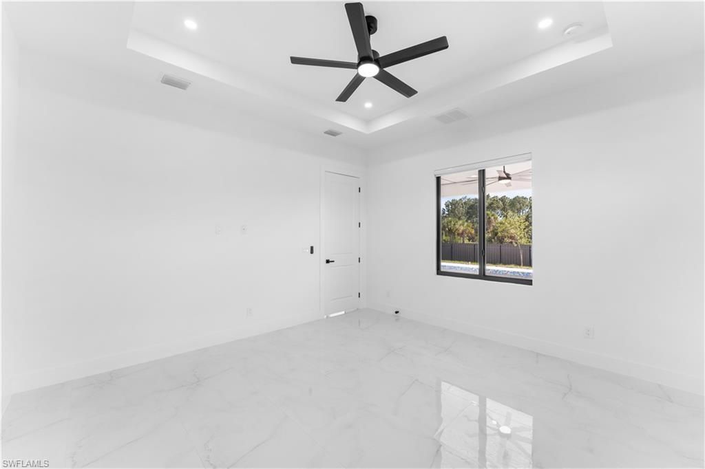 Image 20 of property listing at 3414 W Gator CIR, Cape Coral, FL 33909
