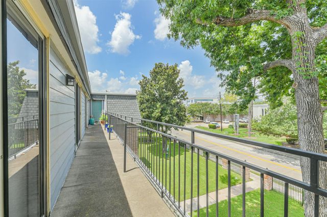 9003 Gaylord Street 11, Houston, TX 77024