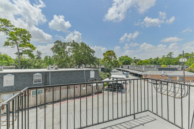 9003 Gaylord Street 11, Houston, TX 77024