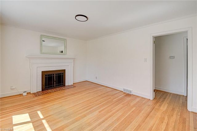 2229 Cherokee Lane, Winston-salem, NC 27103