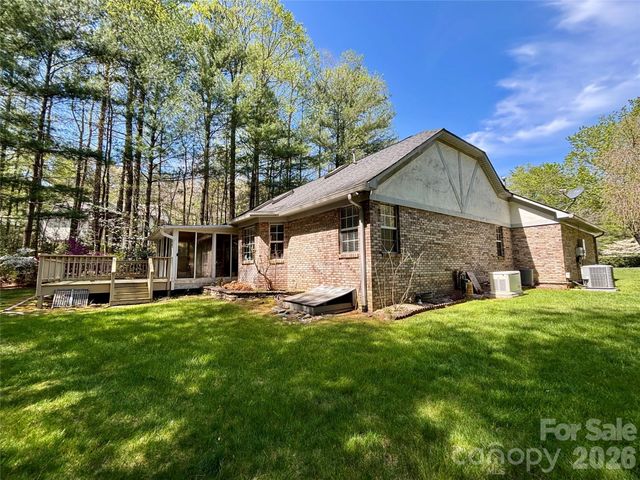 3011 N Essex Court, Hendersonville, NC 28791