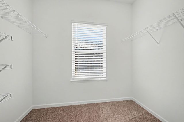 126 Ironhorse Way, Dickson, TN 37055