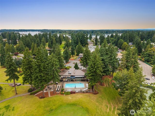2610 211th Avenue E, Lake Tapps, WA 98391
