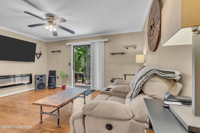 405 Geranium Court, Jackson, NJ 08527