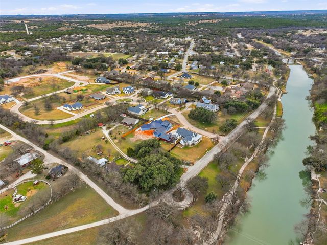 108 Dove Meadow Lane, Glen Rose, TX 76043