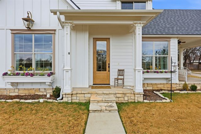 108 Dove Meadow Lane, Glen Rose, TX 76043