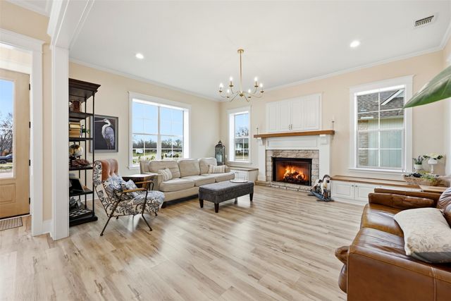 108 Dove Meadow Lane, Glen Rose, TX 76043