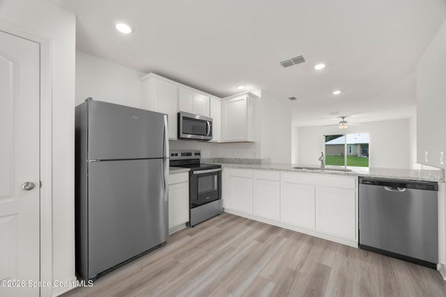 928 Talplin Street SE, Palm Bay, FL 32909