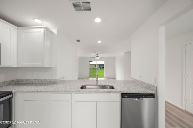 928 Talplin Street SE, Palm Bay, FL 32909
