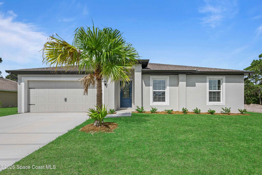 928 Talplin Street SE, Palm Bay, FL 32909