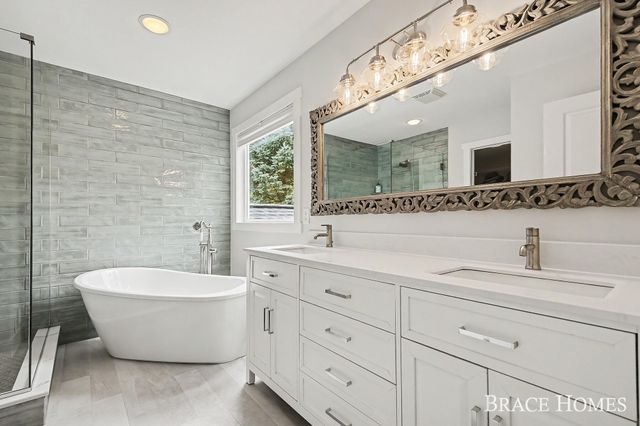 3726 Atwater Hills Court NE, Grand Rapids, MI 49525