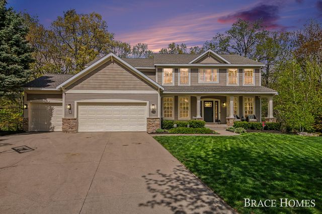 3726 Atwater Hills Court NE, Grand Rapids, MI 49525