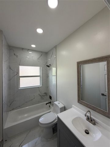 5473 NW 90th Avenue, Sunrise, FL 33351